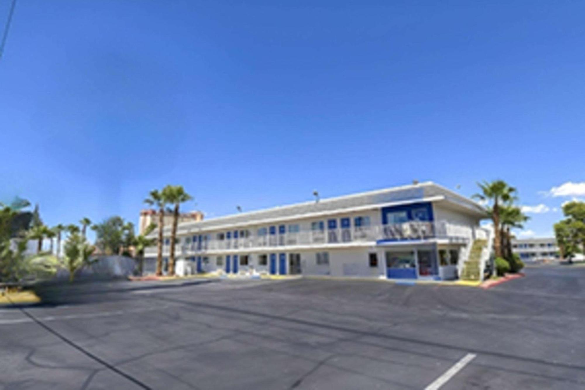 Park Inn By Radisson, Las Vegas Boulder Hwy Exterior photo
