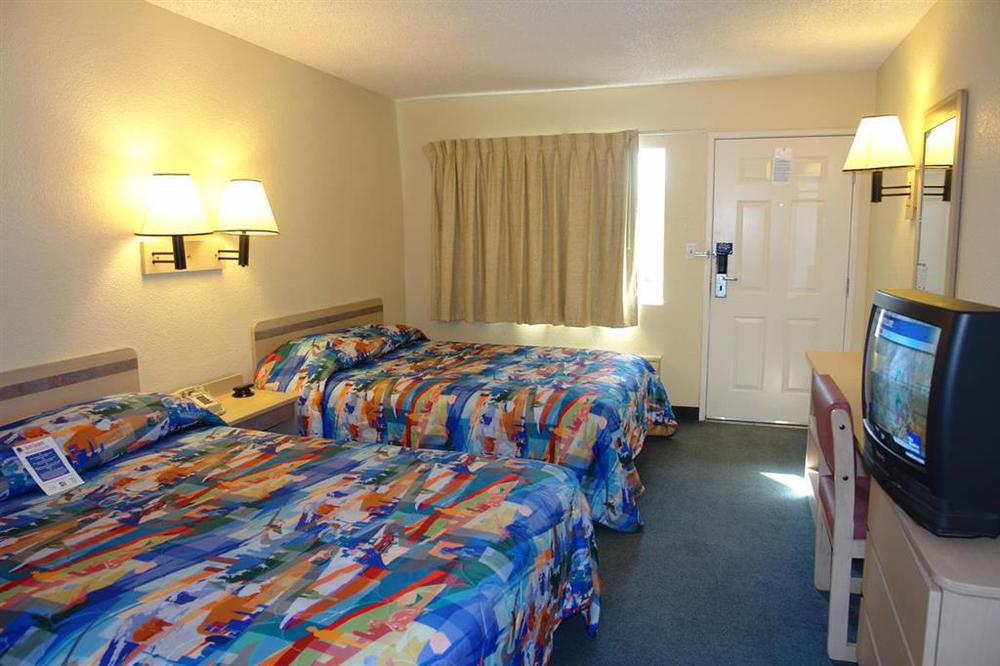 Park Inn By Radisson, Las Vegas Boulder Hwy Room photo