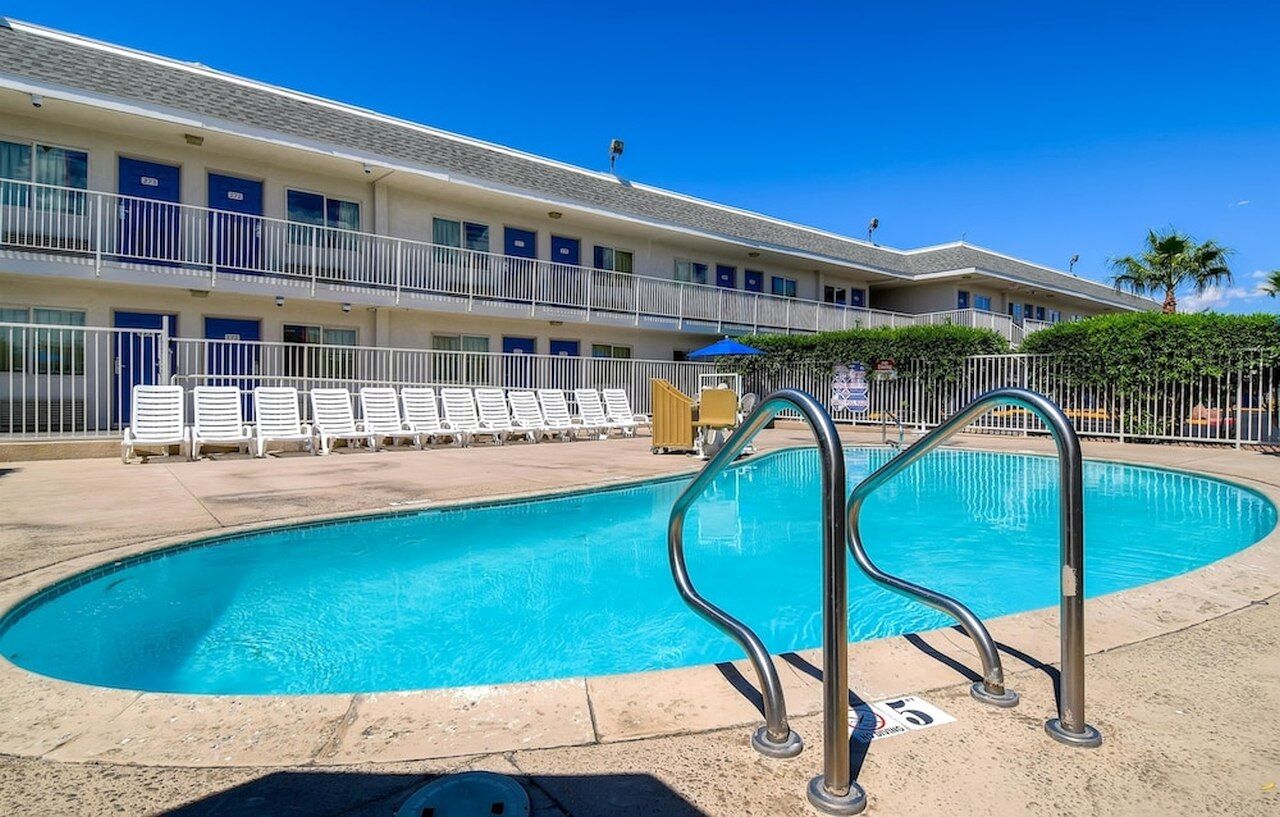 Park Inn By Radisson, Las Vegas Boulder Hwy Exterior photo